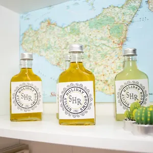 https://shr-sicily-holiday-rooms.taorminaitalyhotels.com